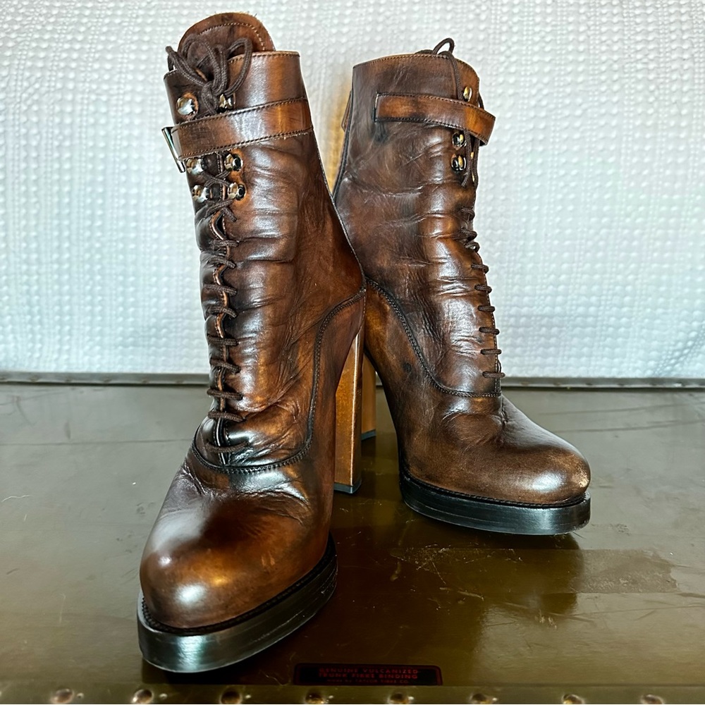 👢Lace-Up Boho Leather Prada Boots👢